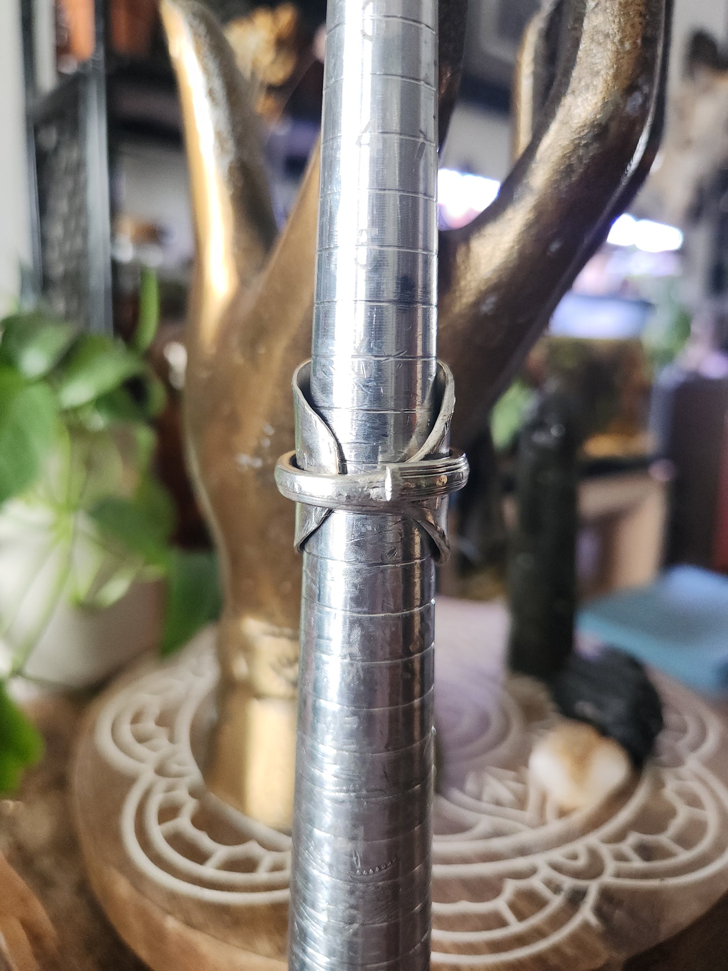 Silver Plated Spoon Ring Shield• Upcycled Spoon Ring • Vintage Silver Spoon Ring •Unisex Gifts • size 7.5