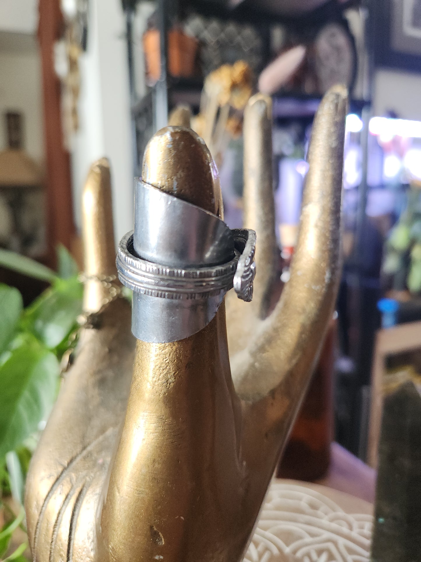 Stainless Steel Spoon Ring Shield • Upcycled Spoon Ring • Hypoallergenic Ring • Unisex Gift Handcrafted Spoon Ring • size 8.5