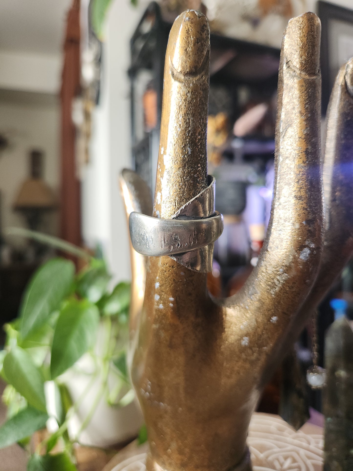 Silver Plated Spoon Ring Shield• Upcycled Spoon Ring • Vintage Silver Spoon Ring •Unisex Gifts • size 8