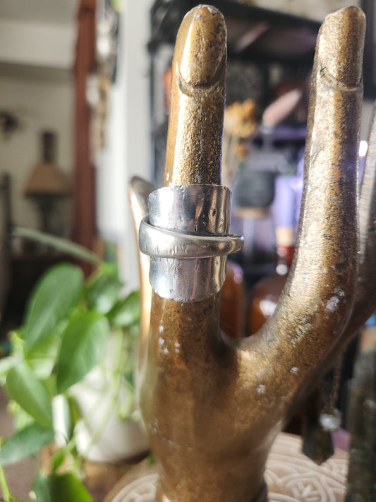 Silver Plated Spoon Ring Shield• Upcycled Spoon Ring • Vintage Silver Spoon Ring •Unisex Gifts • size 8