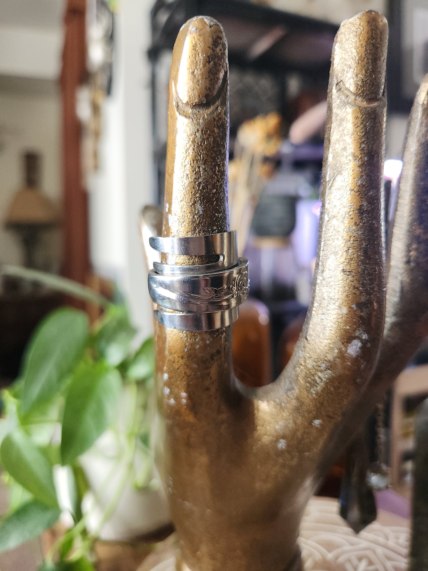 Stainless Steel Fork Shield • Upcycled Spoon Ring • Hypoallergenic Ring • Unisex Gift Handcrafted Spoon Ring • size 7.5
